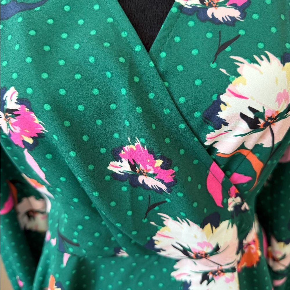 Green Floral Wrap Midi Dress - Picture 11 of 14